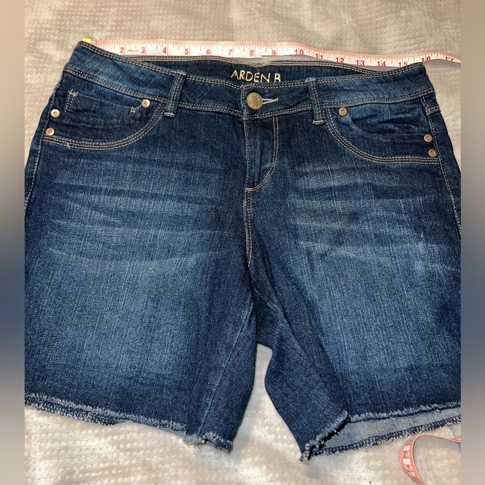 Women's Arden B Jean shorts 10 - Picture 4 of 6